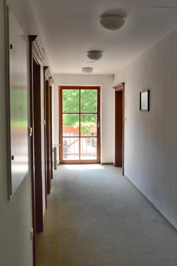 Kounicky Dvur Hotel Dolni Kounice Exterior photo